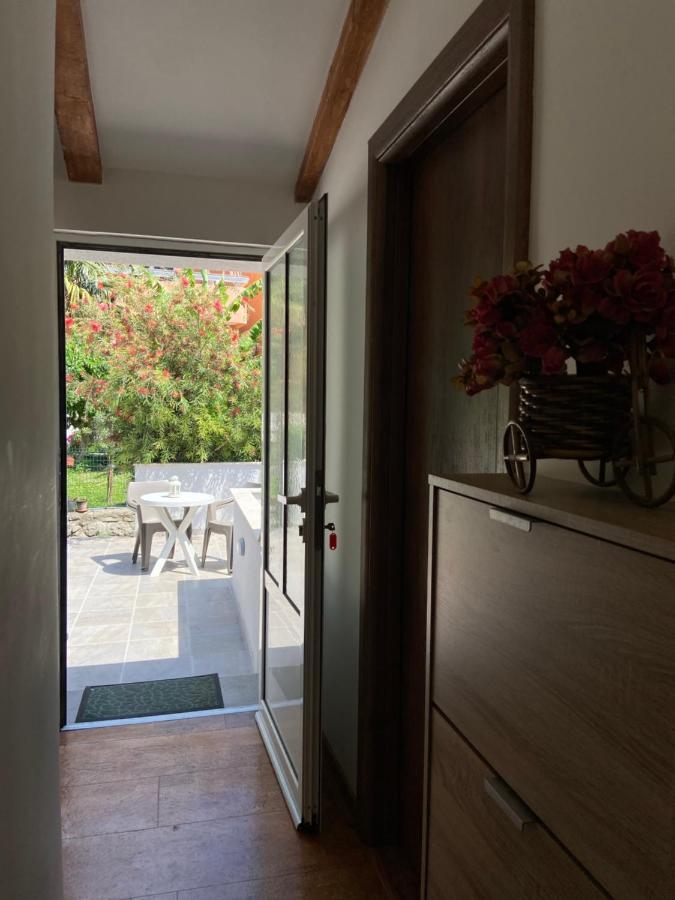 Sunny Bay Apartments Котор Экстерьер фото
